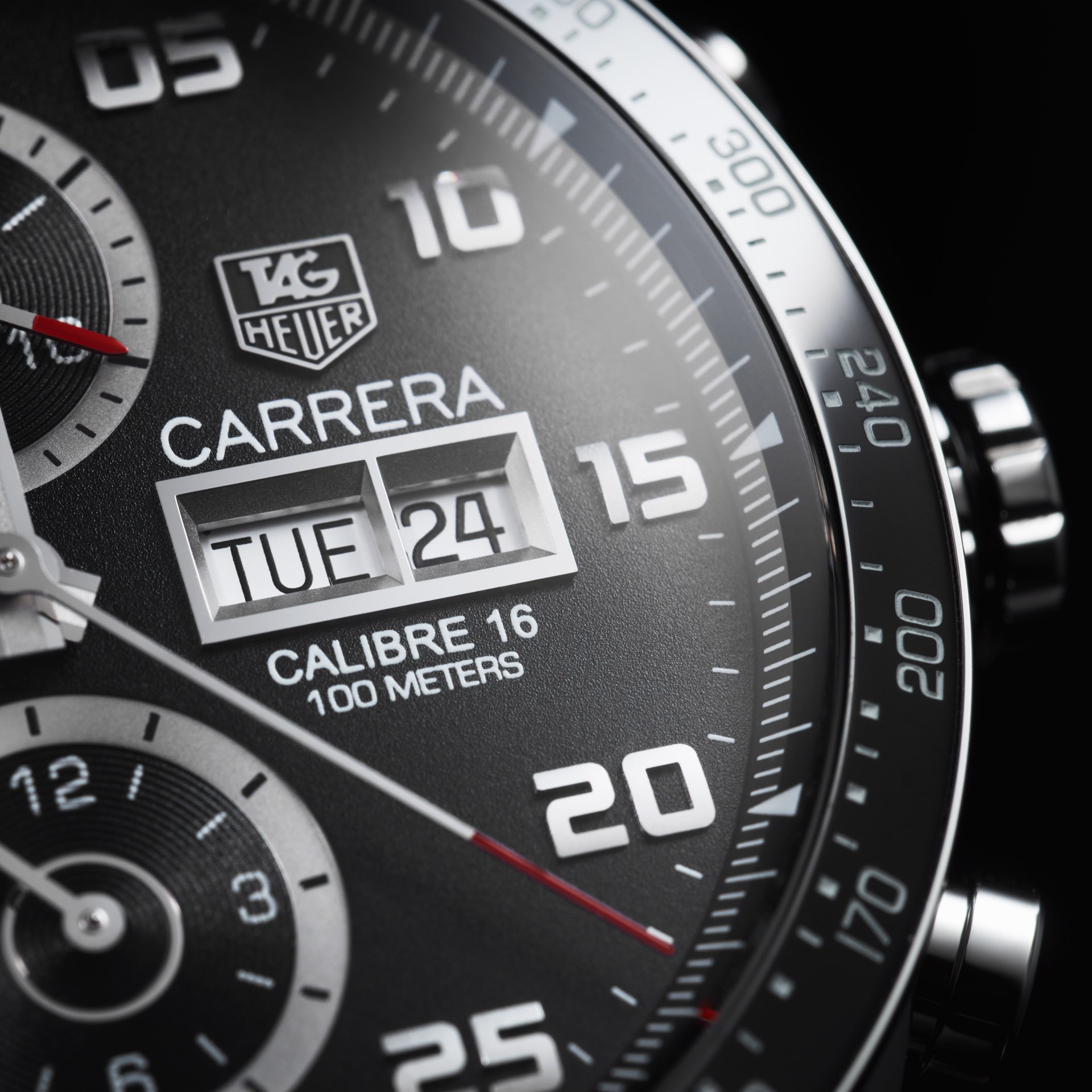 TAG-Heuer-Carrera-CV2A1R-BA0799-watch-2