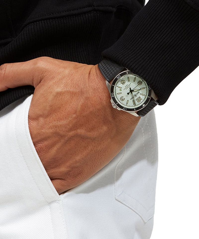 【スリークBP】Tシャツとデニムが似合う腕時計：BR V2-92 FULL LUM