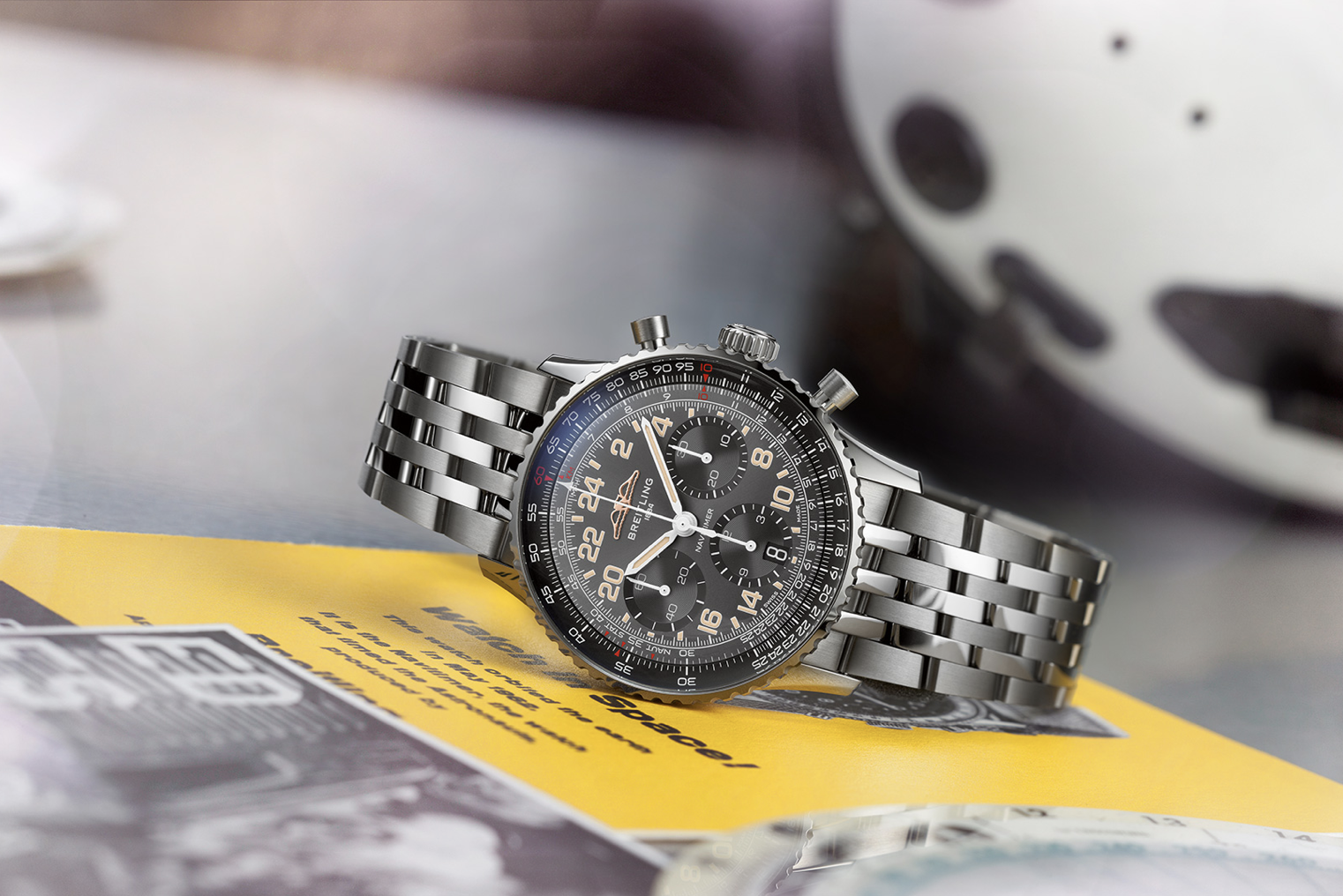 【 BREITLING 】NAVITIMER B02 CHRONOGRAPH 41 COSMONAUTE JAPAN LIMITEⅮ　